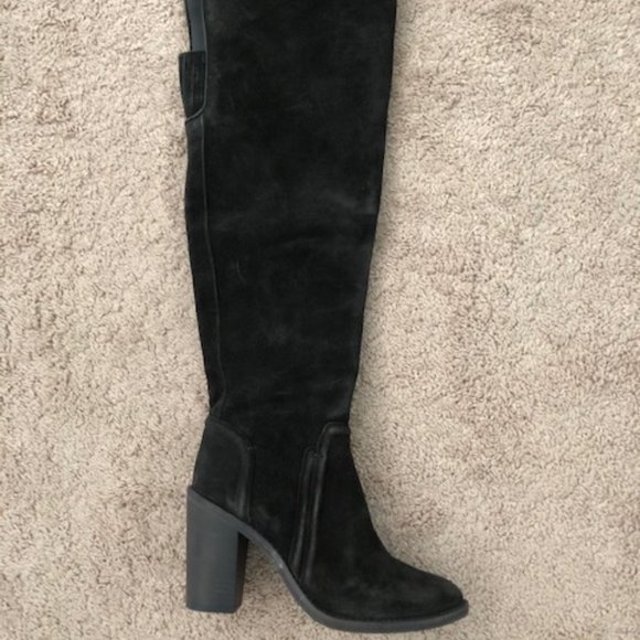 Vince Camuto Over the Knee boots SIZE 6 1/2 - Picture 3 of 5